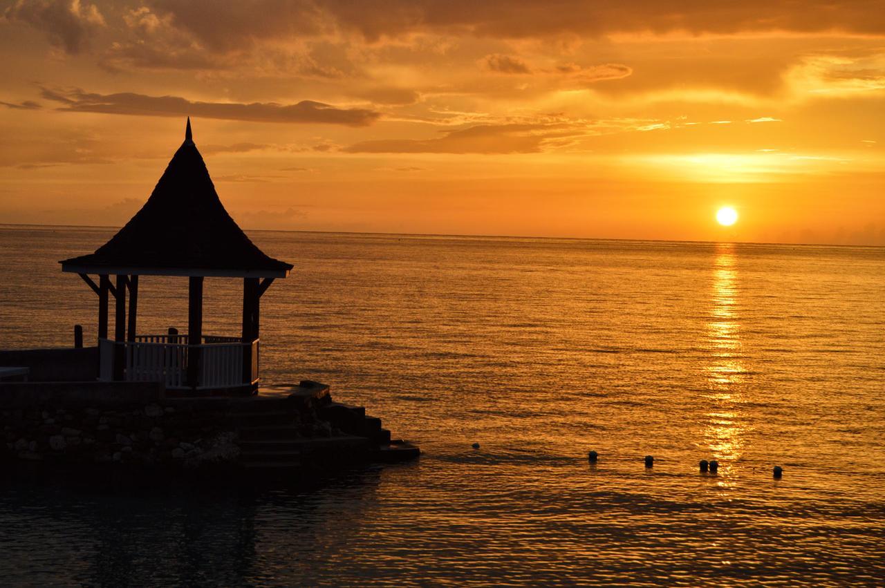 Seagarden Beach Resort Montego Bay Exterior foto